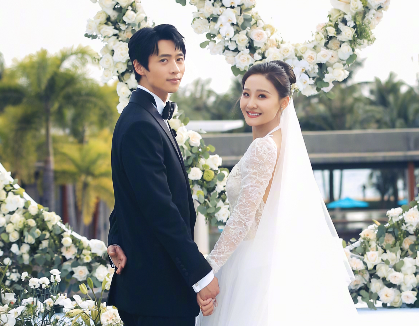 2021年娱乐圈8场唯美婚礼：俊男靓女羡煞旁人，两对新人奉女成婚
