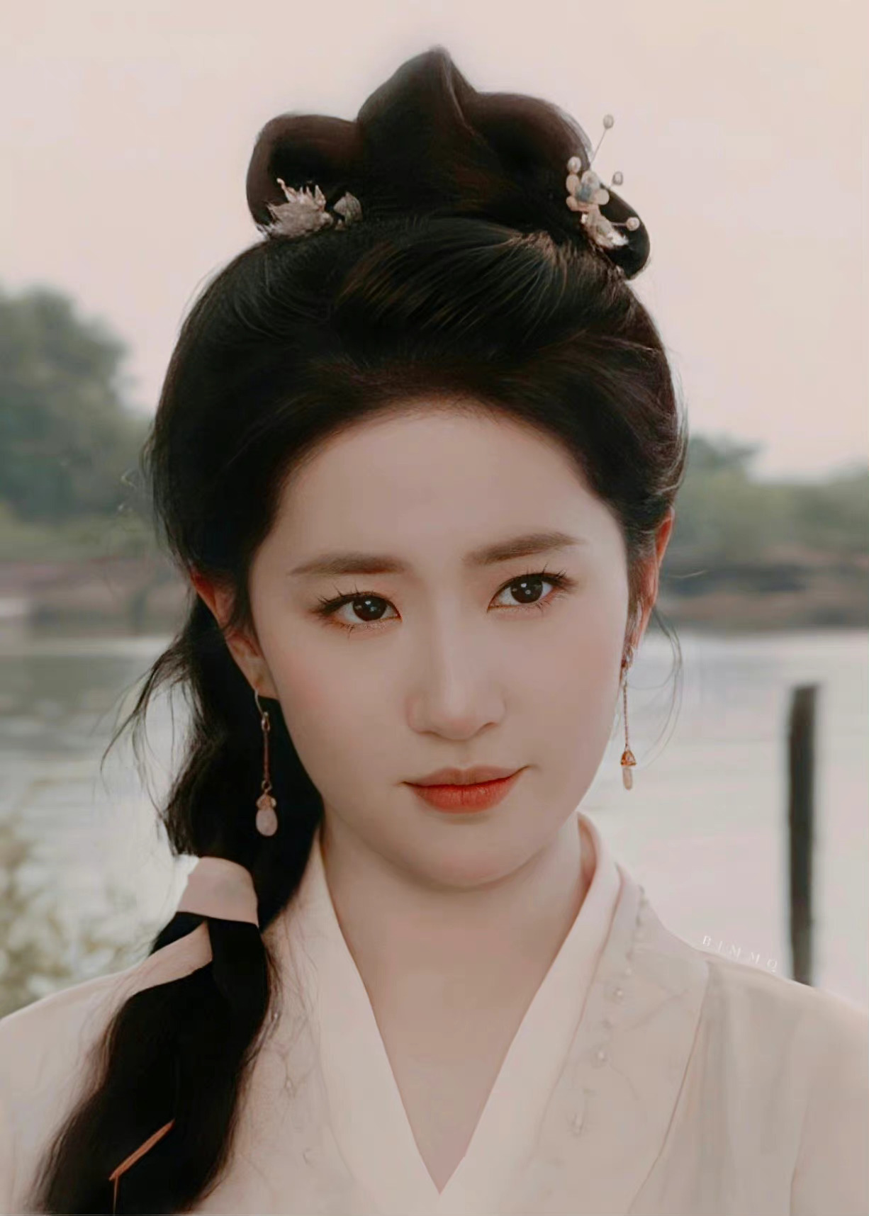 是女明星也是“菜农”！柳岩吃过刘亦菲种的茄子，张馨予家有农场