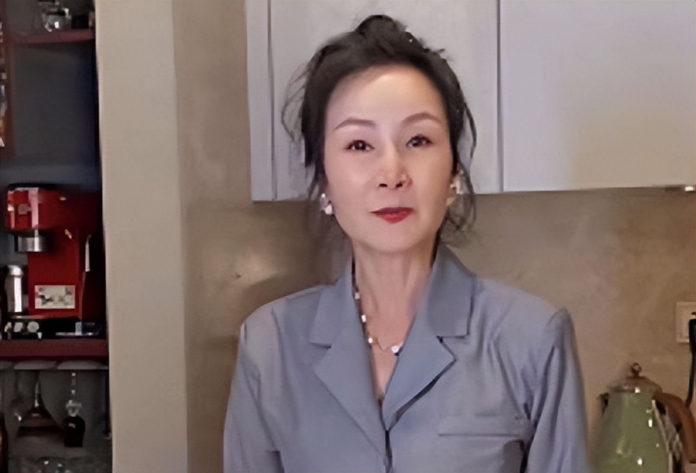 雪瑞姑姑“徐石萍”：58岁孤身赴加留学，花甲之年将生活过成诗歌