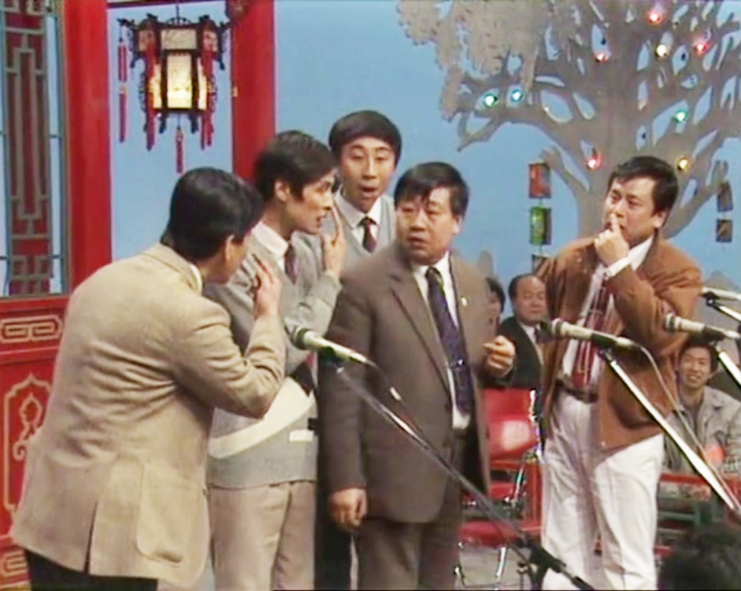 近40年春晚“最好笑”10个相声，冯巩没进前五名，第一名来自马季