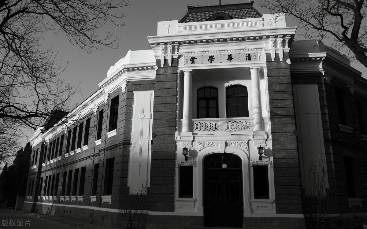 近十年清华大学在各省市招生人数，增减变化明显，七省增加人数多