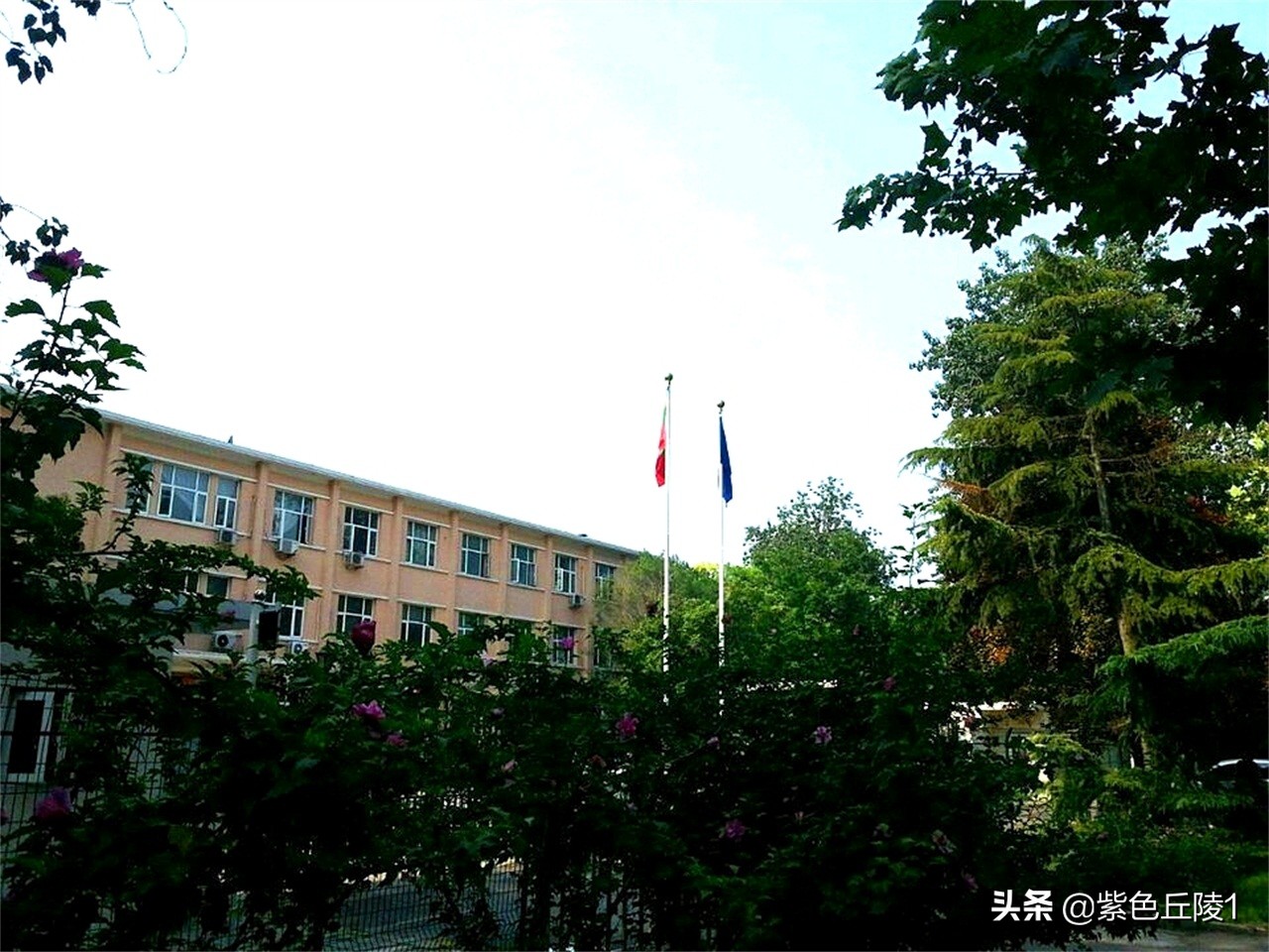 美国驻华大使馆有几个,美国驻华大使馆有几个领馆
