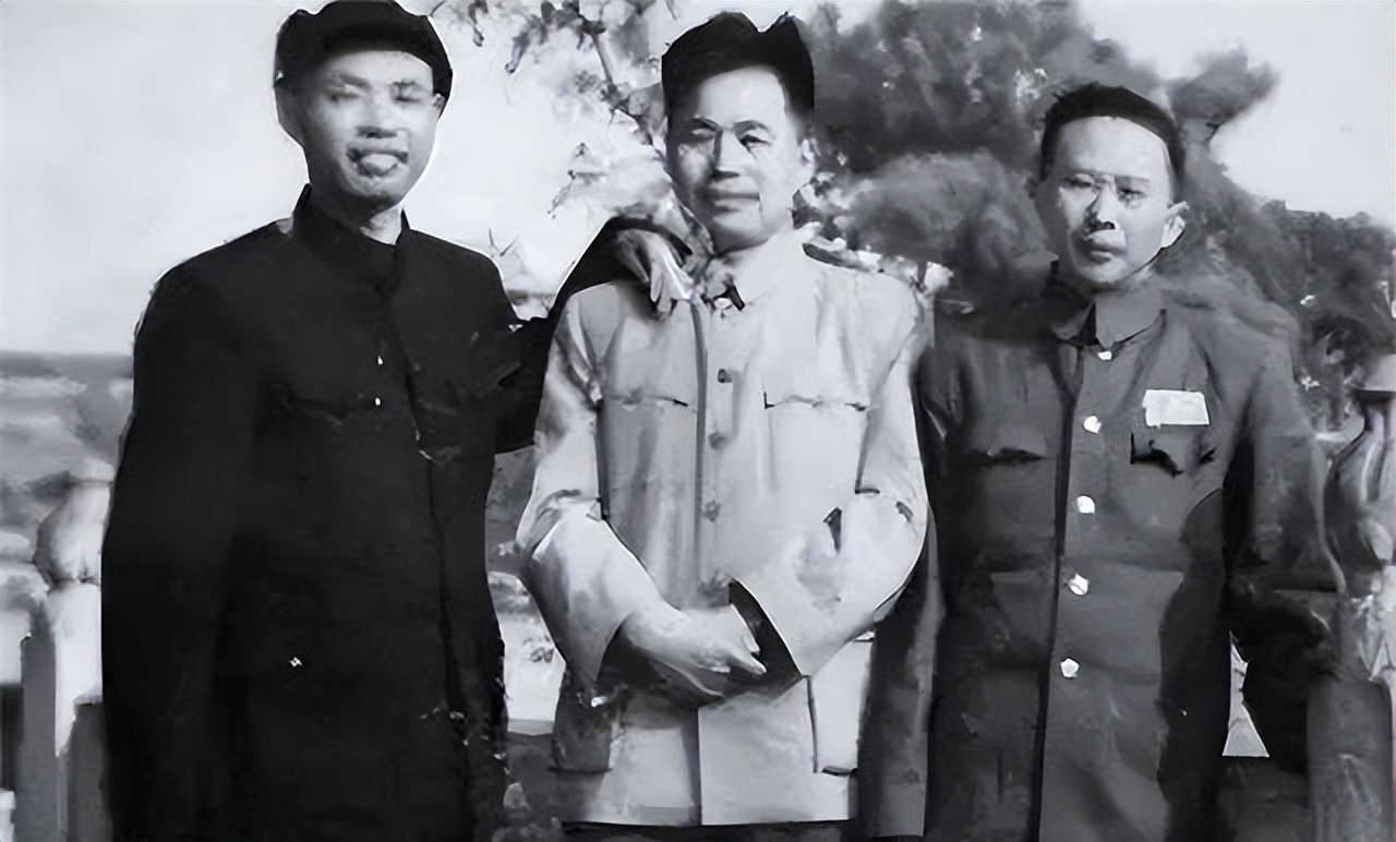 《亮剑》赵刚原型：清华大学高材生，建国后调往北京，成公安部长