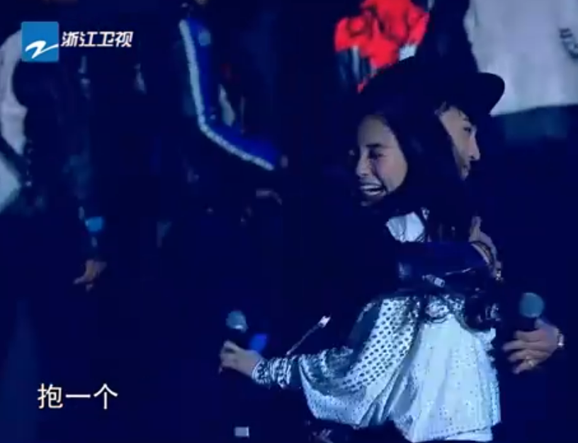 权志龙何方神仙？baby见他欢呼，杜海涛见他下跪，章子怡也变迷妹