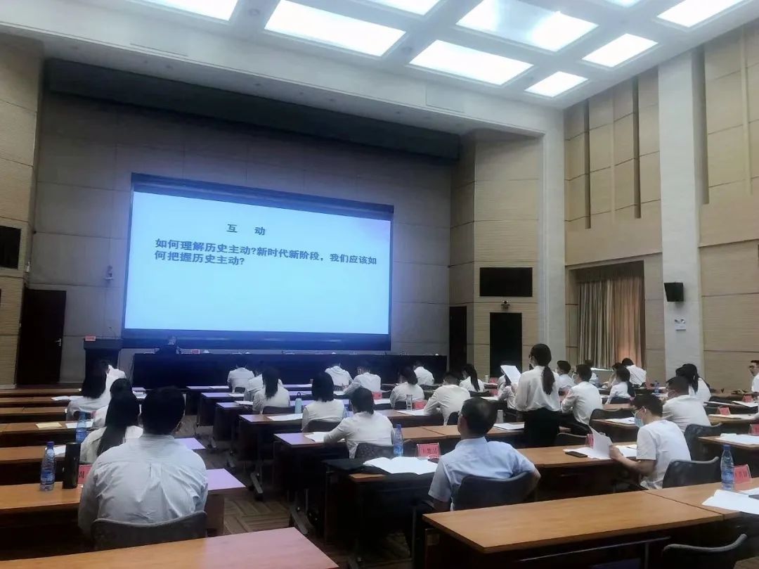 在青春赛道上把牢理想信念总开关！湖北举办年轻公务员党史党性教育培训班