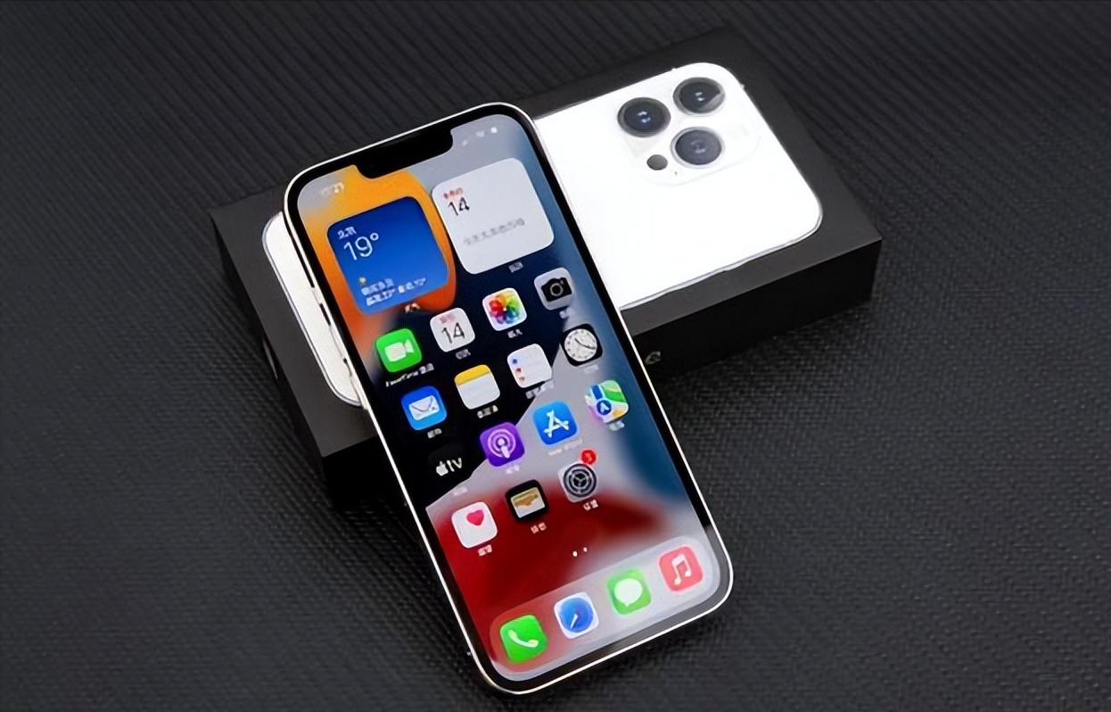 618冲刺：小米、荣耀提前锁定胜局，但离苹果还有很大差距