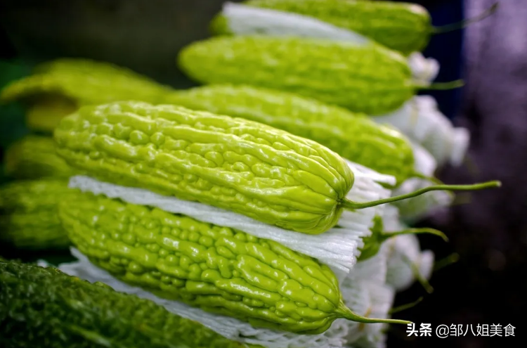 “夏季常吃瓜，物不用抓”，5瓜要多吃，身健康少生病