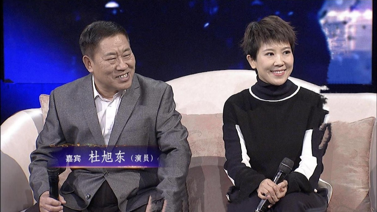 父亲是歪瓜裂枣，女儿却貌美如花？这10位星二代的长相好奇妙