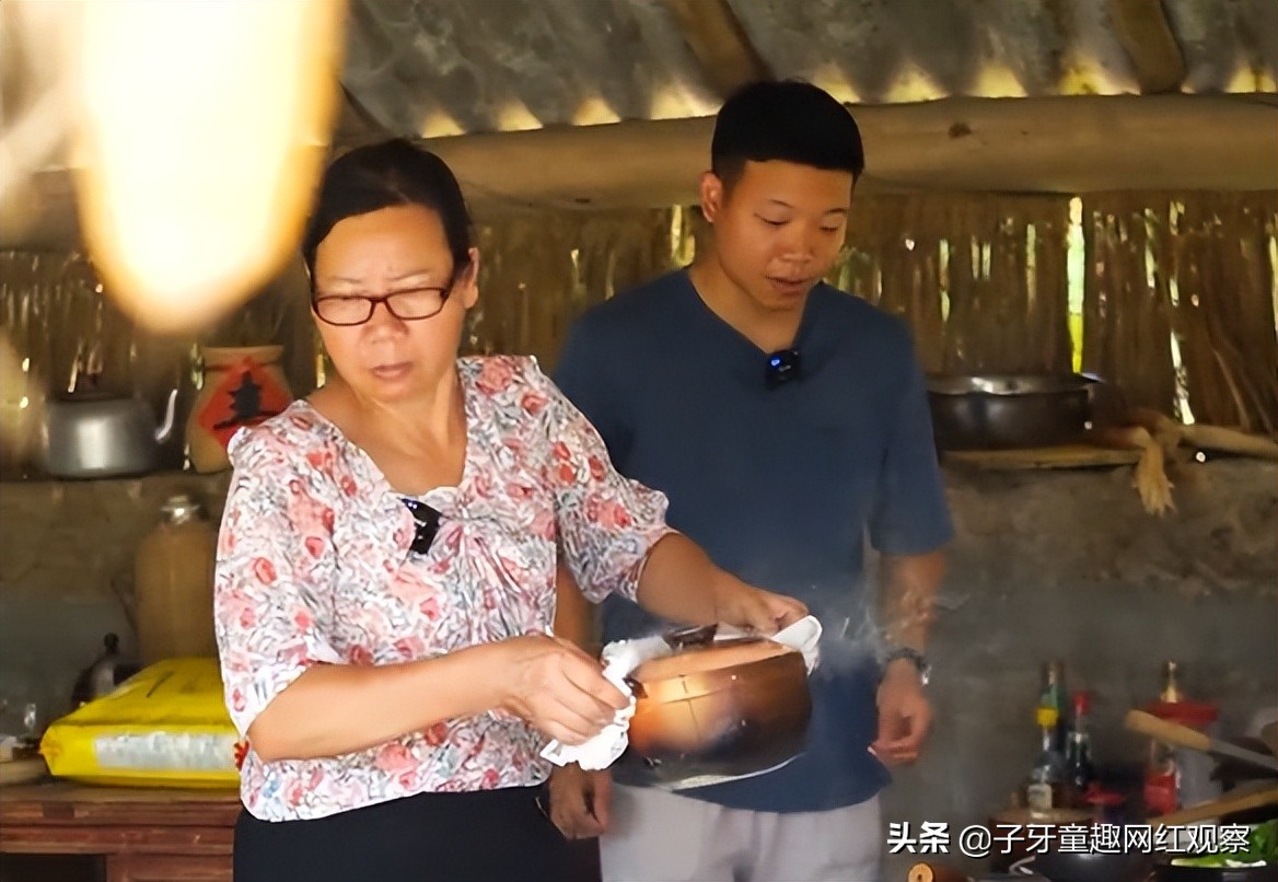 闲不住的阿俊：从纪录片导演到养猪男孩，阿俊用田园生活走红网络