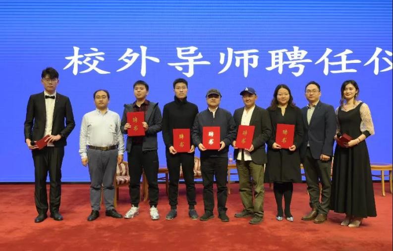 从同学到夫妻！他们毕业于上海“双一流”，如今携手做公益，收获肯定！