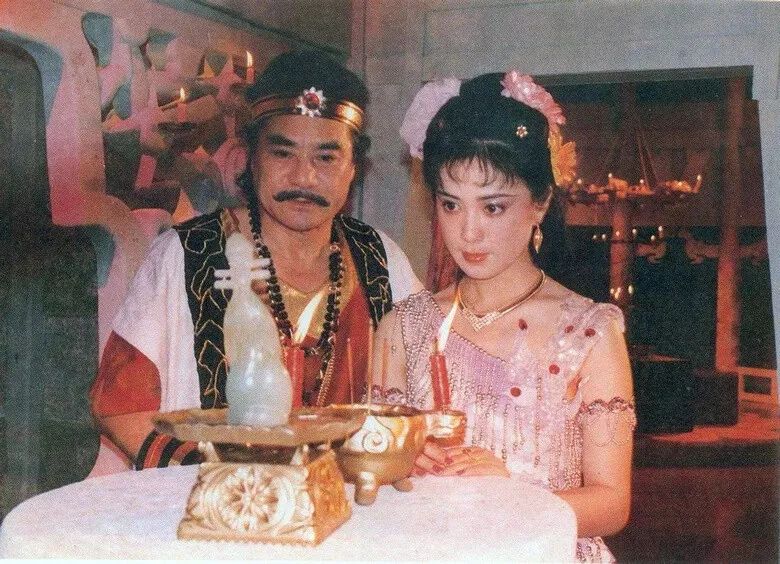 33位老牌簪花美人！林妹妹第一，林芳兵艳绝，你最偏爱谁呢？