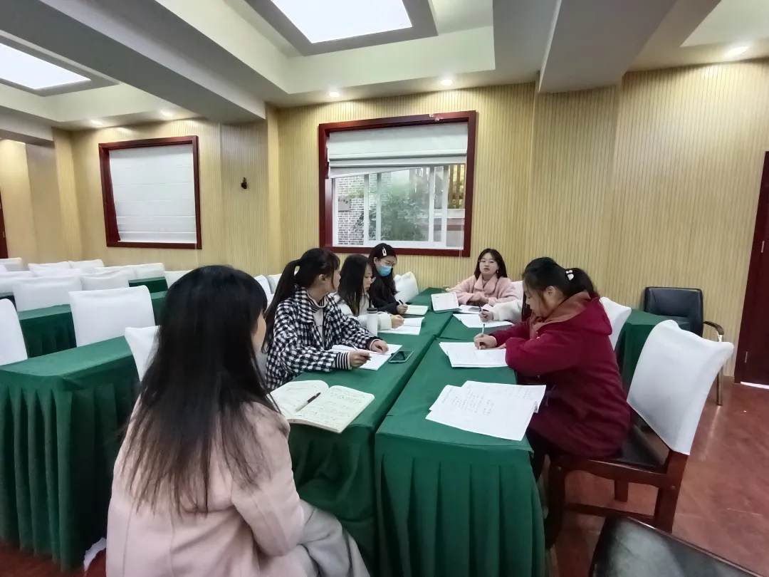 分享智慧 共促成长——白沙小学“班主任名师工作室”系列活动