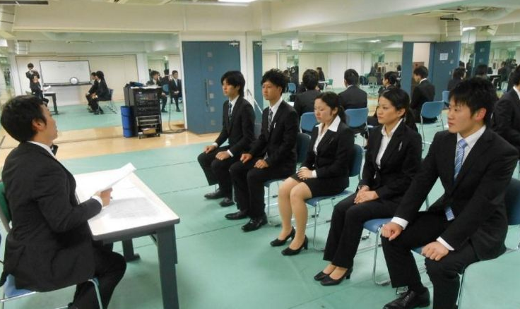 为什么现在毕业生就业艰难，跟学生无关，而是高校教育出现了问题