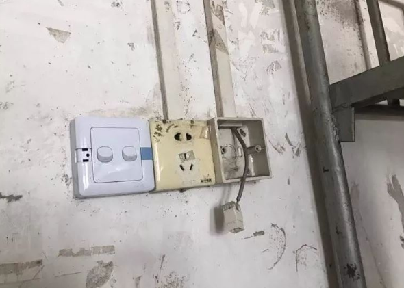 各大高校晒出宿舍环境，研究生看后不淡定了，直言：不想读了