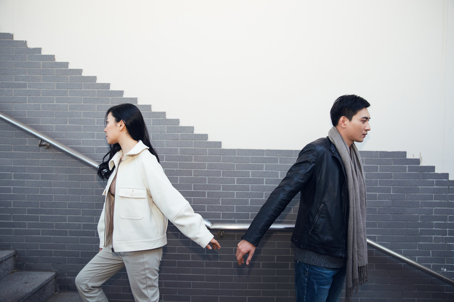 挽留爱情的方法(情感如何才能挽回)-骁龙网