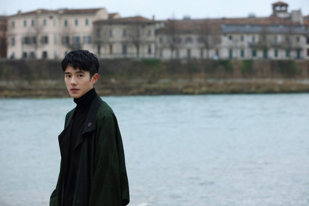 身高最有欺骗性的10位男星，看脸只有1米7，实际却有1米8