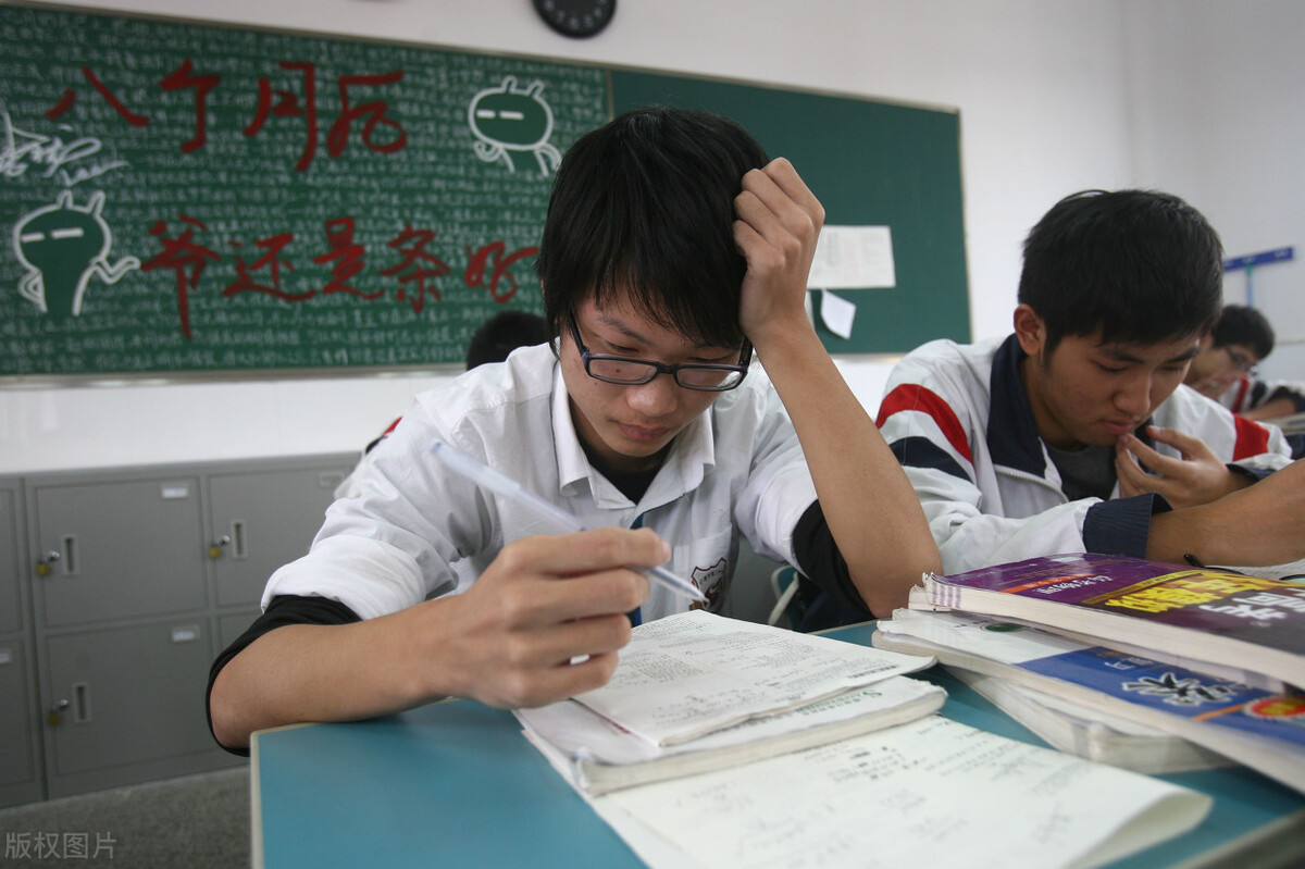 高三学生英语作文成绩变化研究