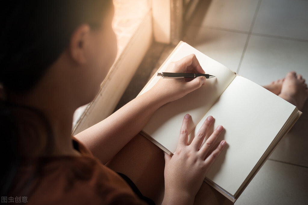 结婚多年，想让感情不变质，像情人一样相爱，学会这一招就够了