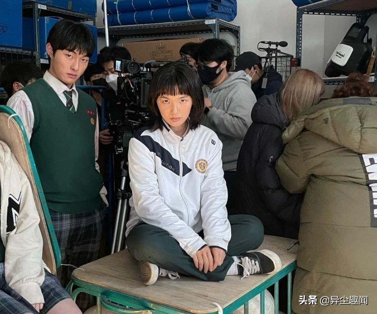 NETFLIX漫改《僵尸校园》懒人包，演员IG+剧情简介+4大看点大统整