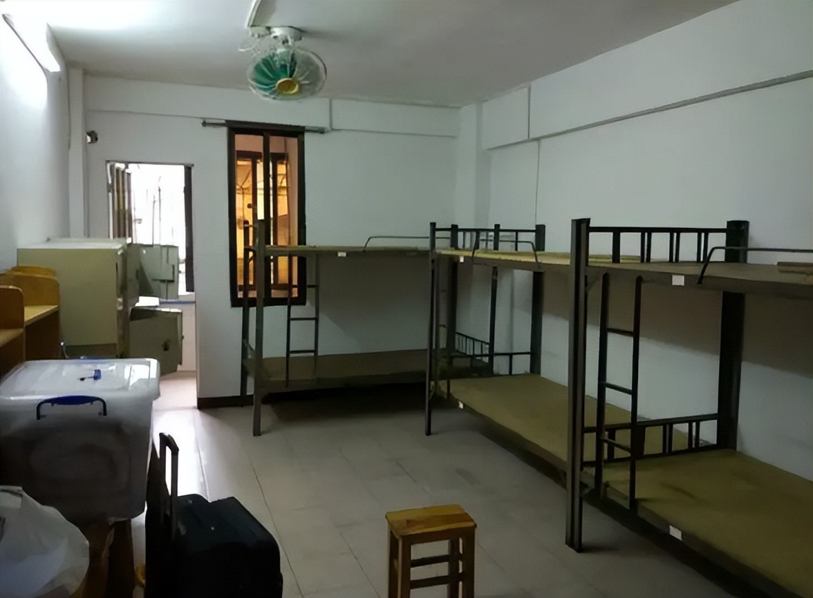 大学生校外租房成趋势，网友吐槽娇生惯养，实际是“破财免灾”