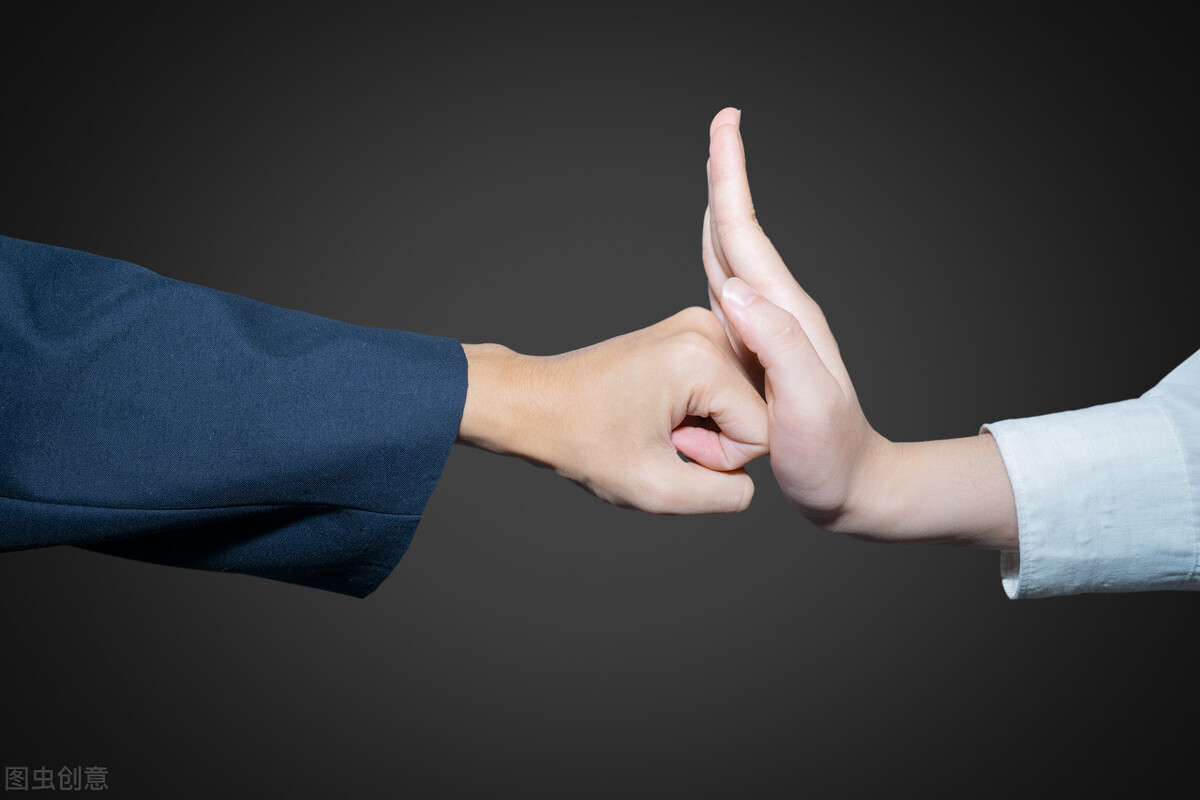 滴滴身处“风暴中心”，花小猪静悄悄，司机：不对劲？