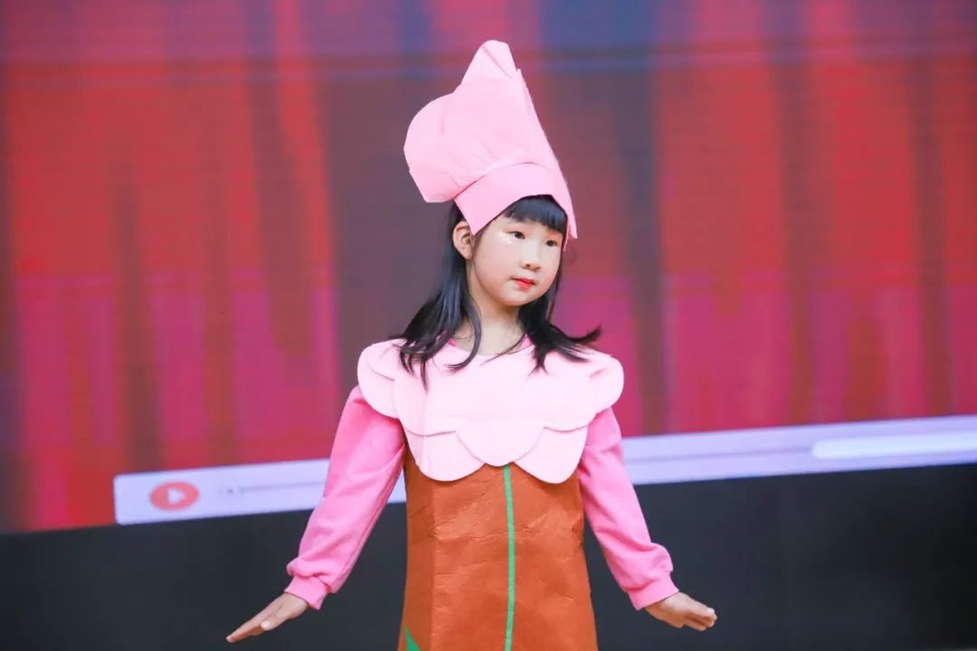 花田花绽，阅读悦心｜双流区黄甲小学举行读书节之阅读表演赛