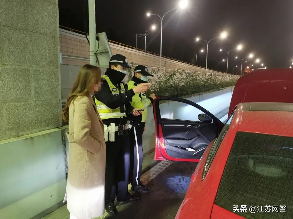 江苏南通:猎豹行动!非法改装炸街?劝你打消这个念头!不信你看…
