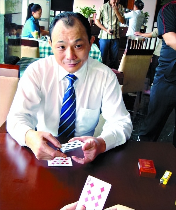 “赌王”尧建云：24岁赢的钱在家堆成小山，为何55岁死在出租屋里