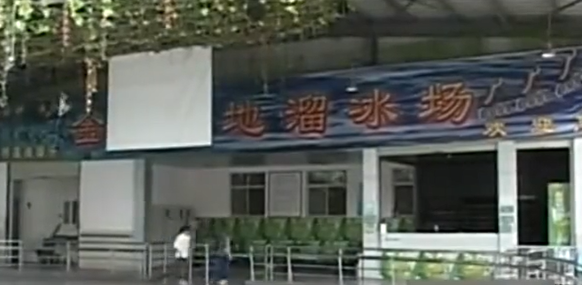 云南13岁女孩叛逆离家，被人