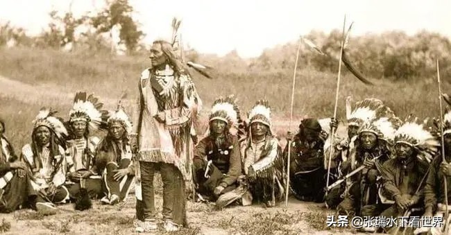 “知恩屠报”感恩节上，屠字描绘了美国人长达400年的谎言。