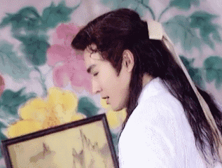 回眸一笑百媚生！男人魅起来太欲了，这6位的回眸杀让人惊艳