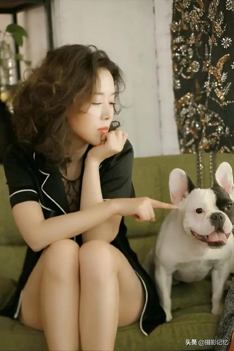 颜丹晨：丹晨与狗狗