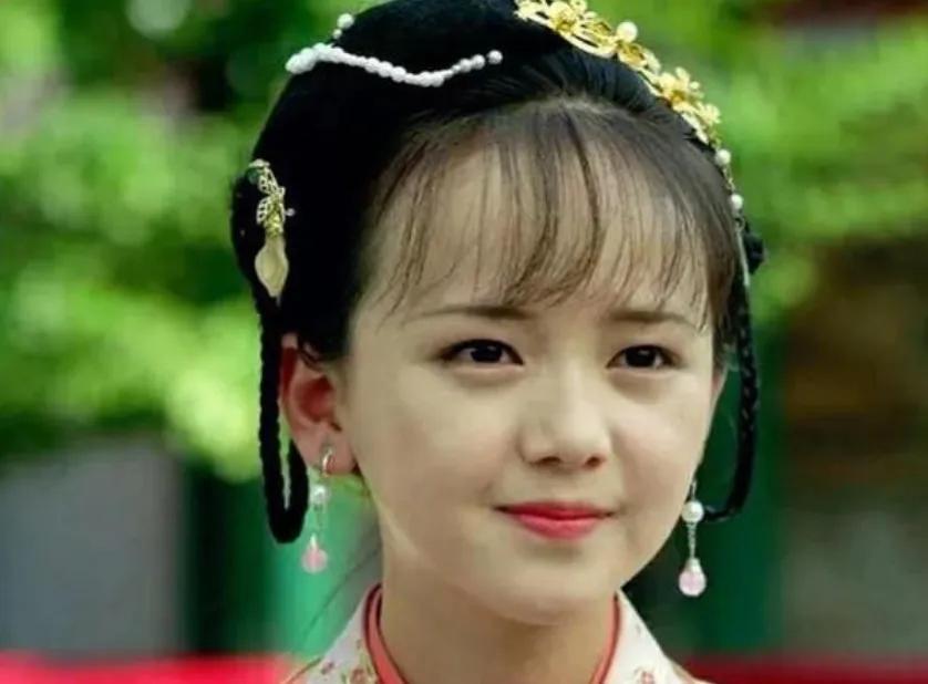 “一张嘴就露馅”的7位童星，缺点被放大，一个比一个亏