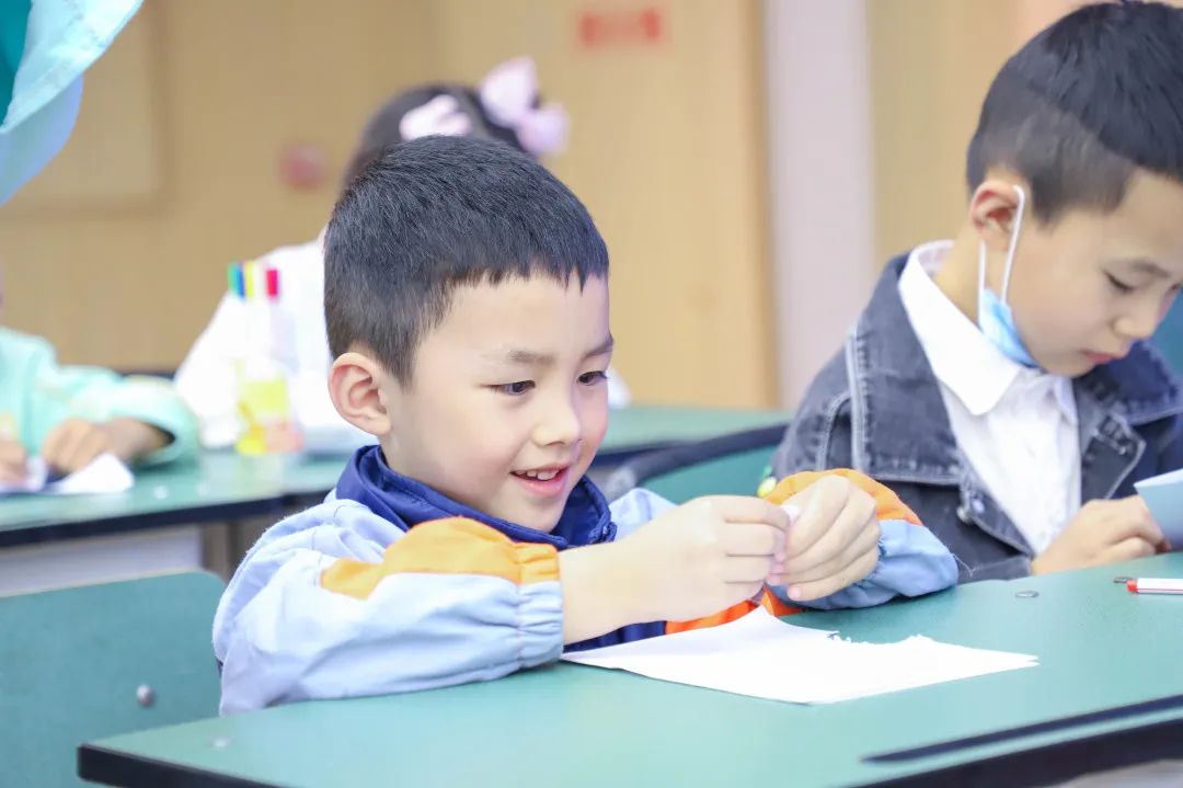 成都市双流区黄甲小学携手黄甲幼儿园开展手拉手幼小衔接活动