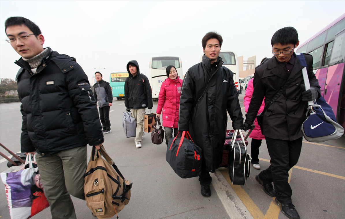 江苏的高校公布放寒假时间，较往年有所提前，但天数却有缩短