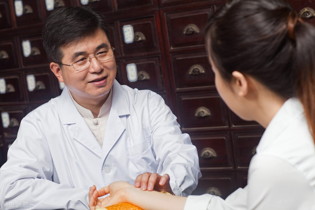 高三学生，压力大，肝郁脾虚口疮复发？医生咋用柴芍六君子汤治愈