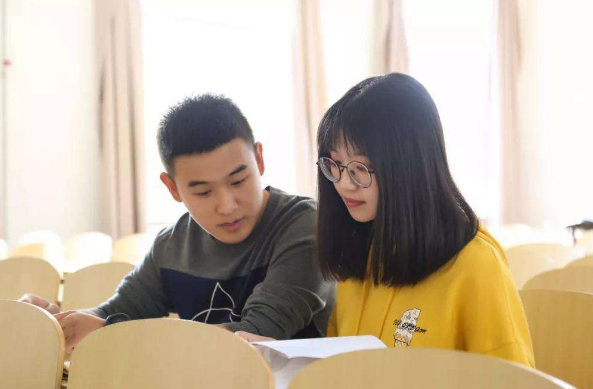 大学生意外怀孕事件频发，难道是因为渣男太多？原因引起家长反思