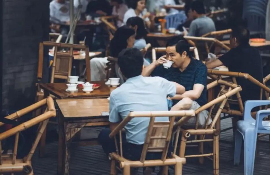 成都茶楼利用“免费喝茶”，一年盈利215万，这套路太牛了