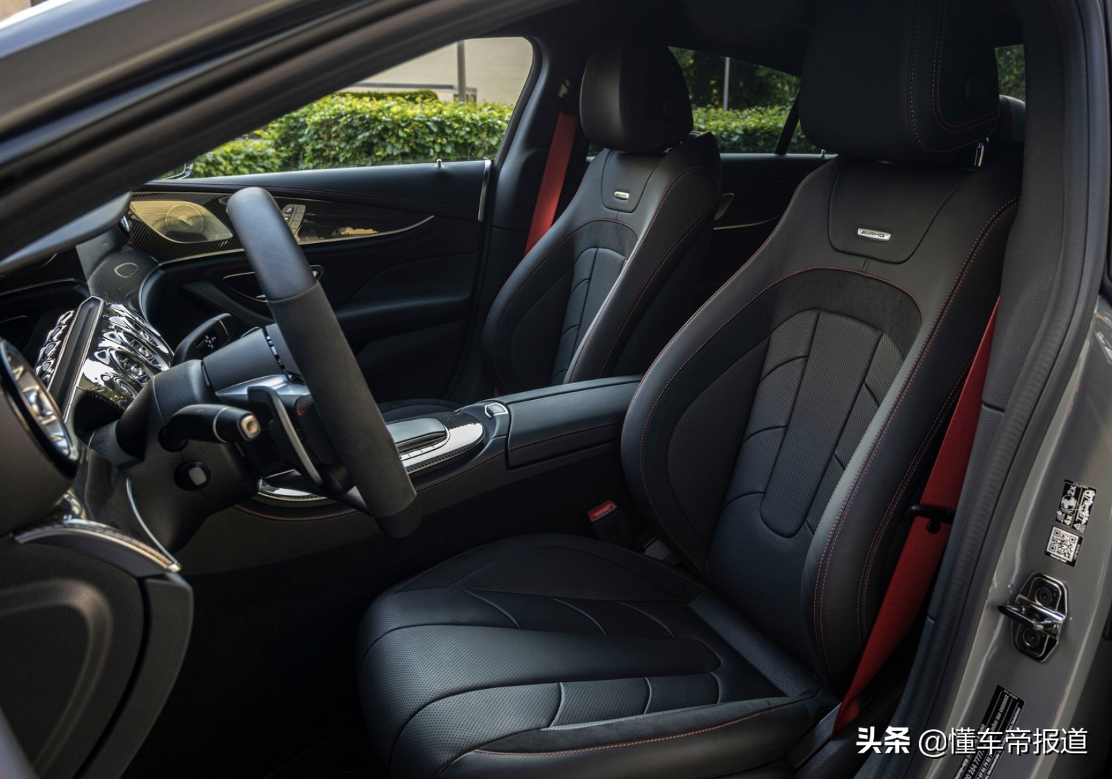 新车 | 原厂“黑化”风格，百公里加速4.5秒，CLS53 AMG官图发布