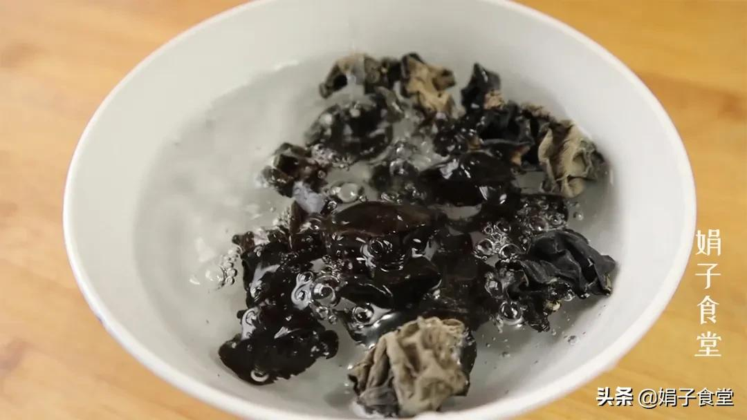 怎么做烧麦简单好吃（教你做软糯鲜香的烧麦）