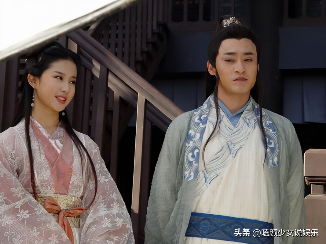 隐藏在古偶里演糟老头的6位男星，年轻20岁，个个都是古装美男