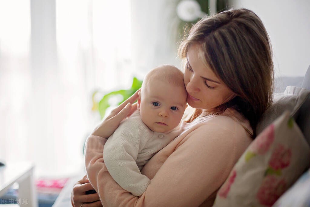 宝宝不吃母乳也不喝牛奶，这是怎么了？大人却要袖手旁观？