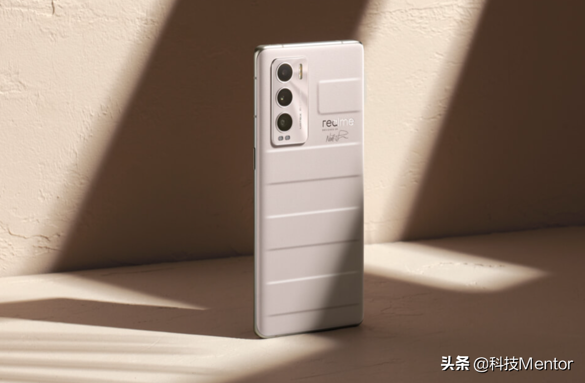 两千到三千手机排行榜（最具性价比的3款手机）