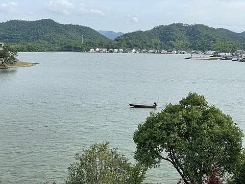 东钱湖希尔顿毕业记——湖景露台套房体验