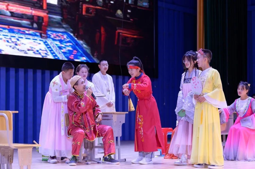 第一届金山杯可克达拉市镇江高级中学国学经典作品课本剧表演活动掠影
