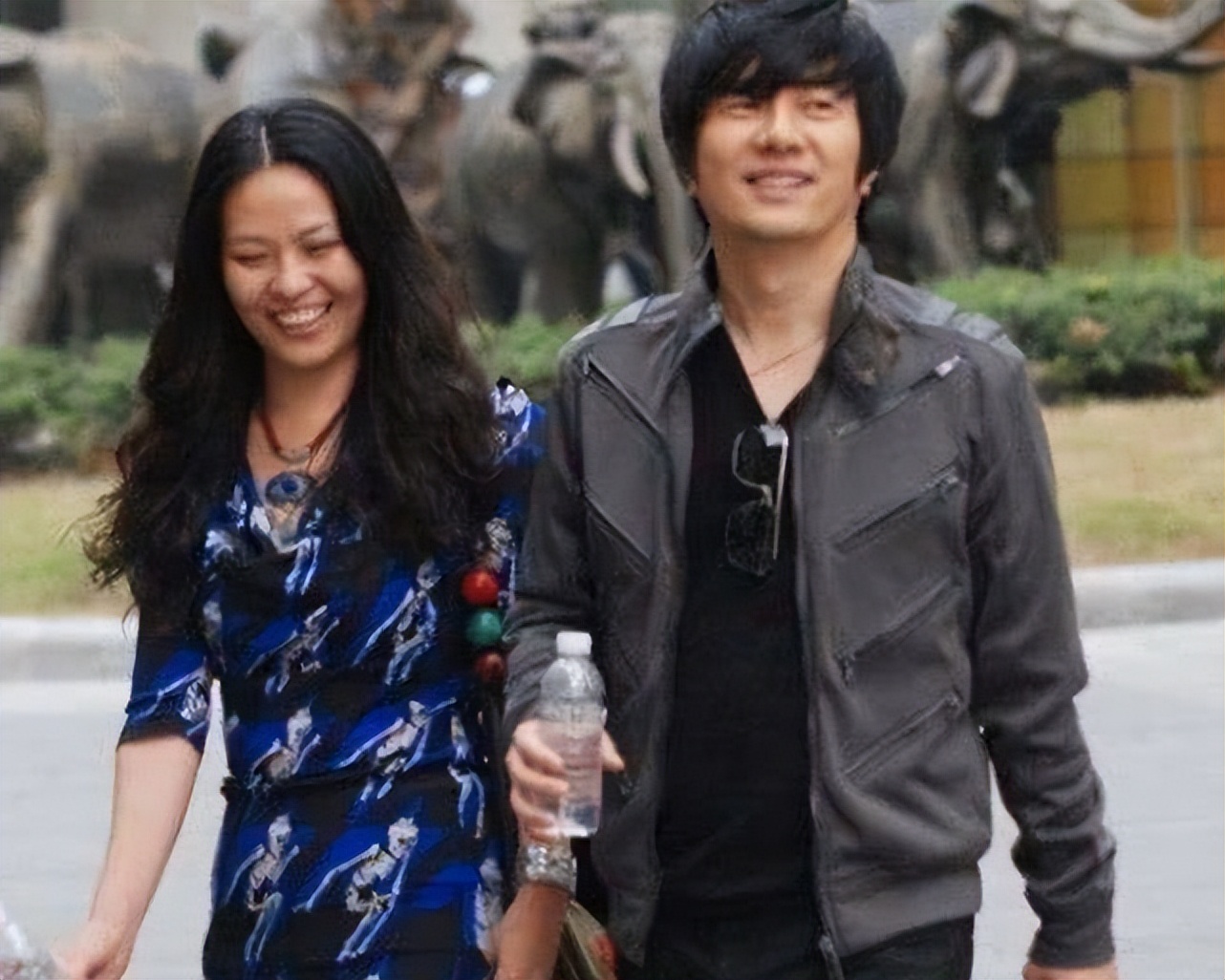 盘点：与经纪人传出恋情的十大明星，有人是真爱，有人是露水情