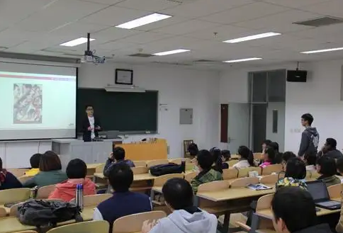 211高校金字塔名单，共被分为4个等级，这6所高校在“塔尖”