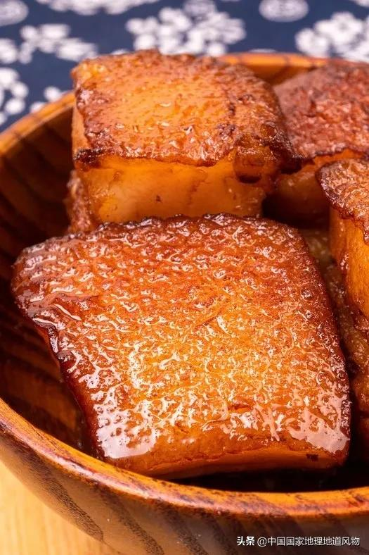 梅菜、芋头、腐乳、笋干扣肉？中国哪里的扣肉最香？