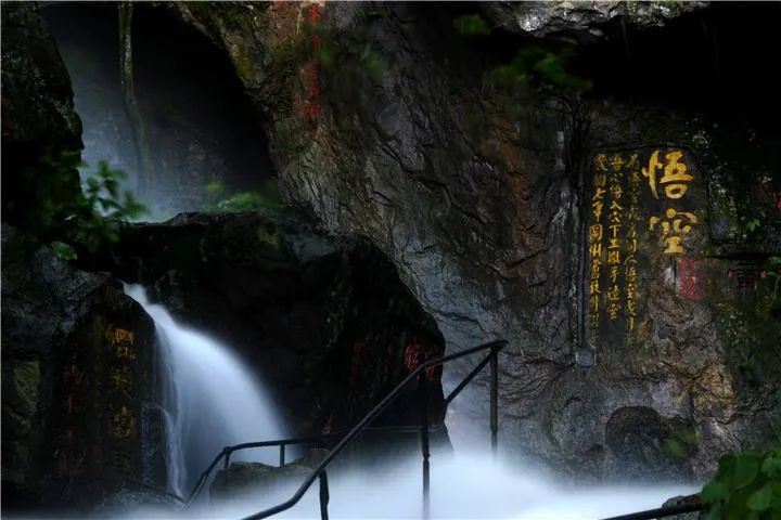 三月初三踏青赏春，古诗雅韵里的上巳佳节风物与情怀