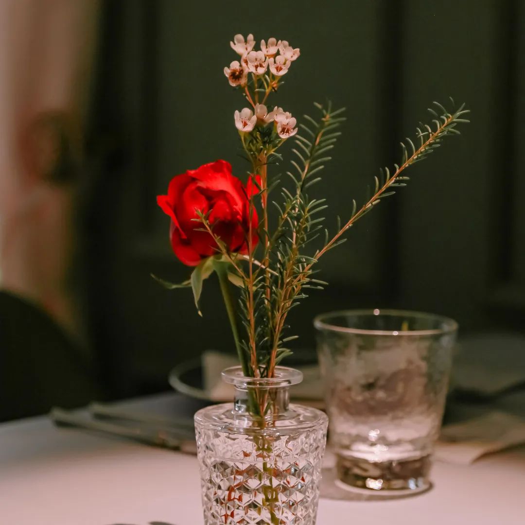 来自舌尖上的满足，只为击中你的味蕾